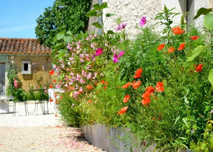 Grand Ecologique A La Campagne Et Accessible Cabariot